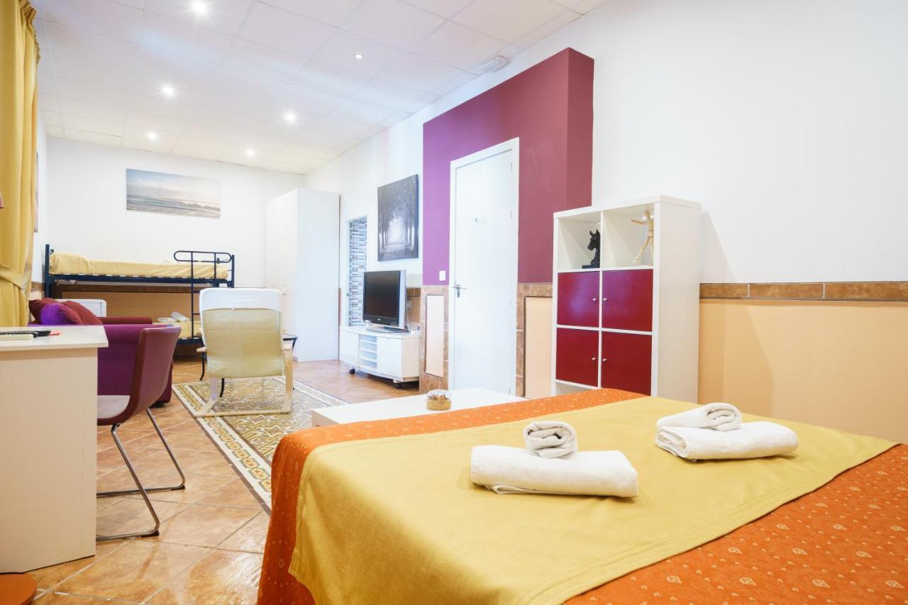 Hotel Carlos V Jerez By Vivere Stays Jerez de la Frontera Exterior foto